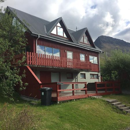 Solbakki Guest House Flateyri Екстериор снимка