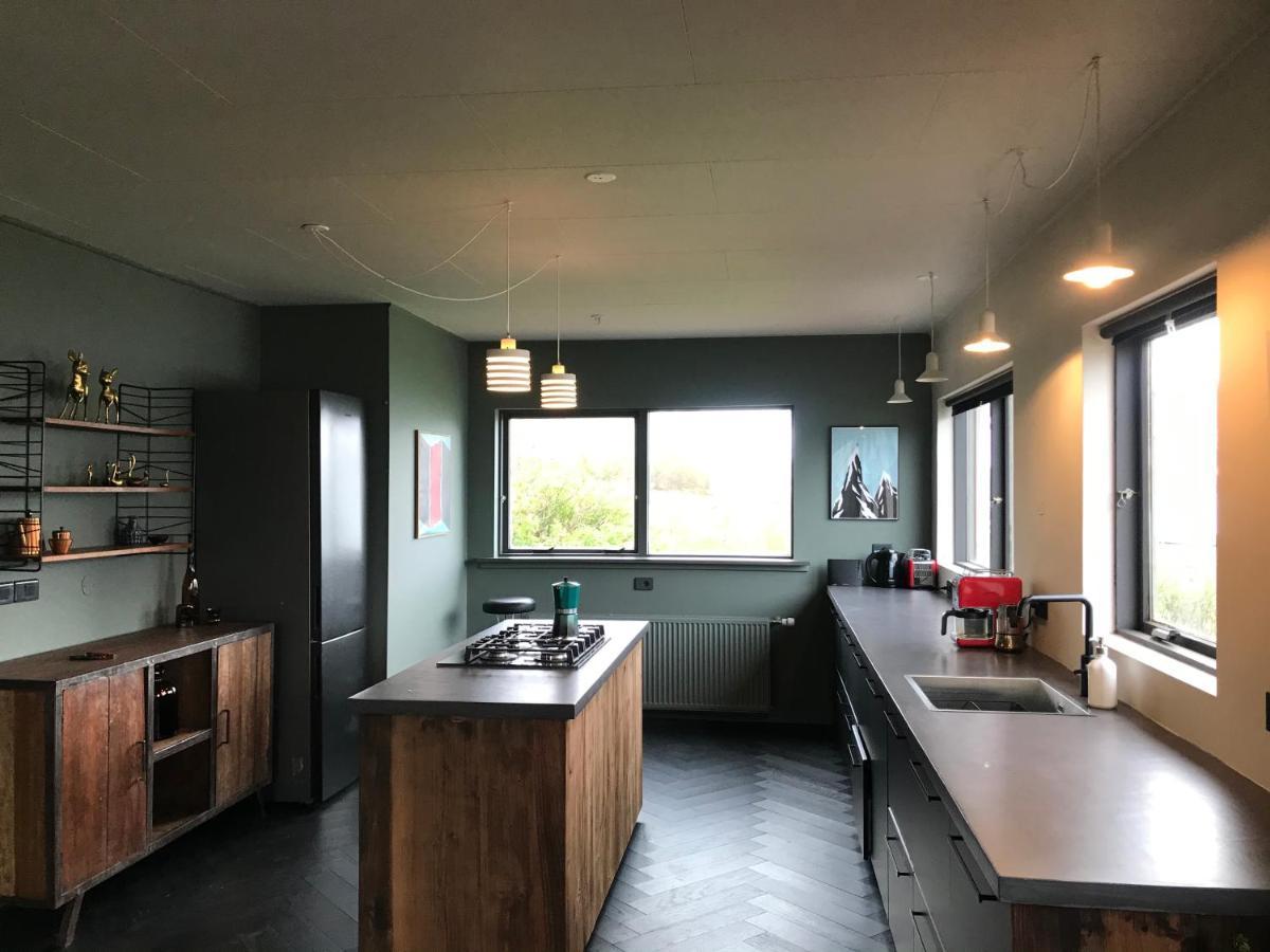 Solbakki Guest House Flateyri Екстериор снимка