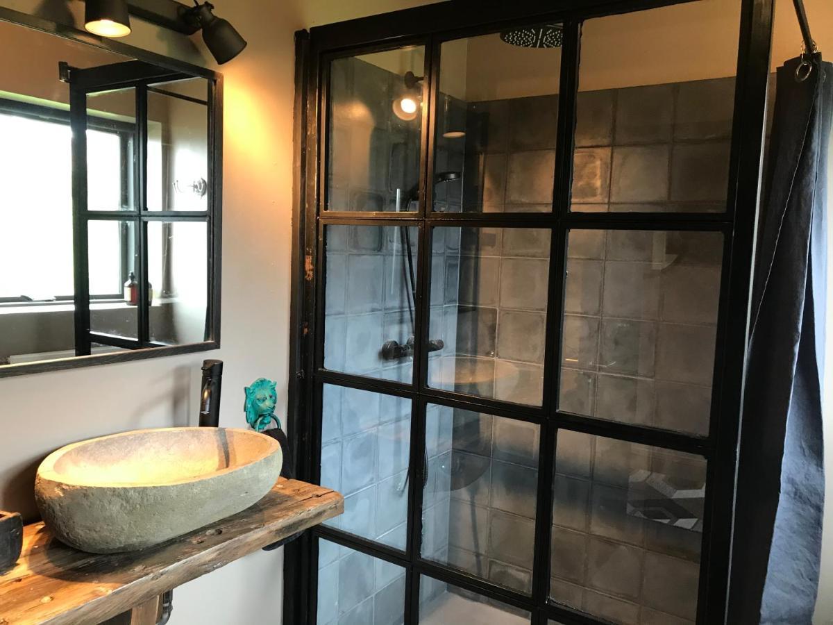 Solbakki Guest House Flateyri Екстериор снимка