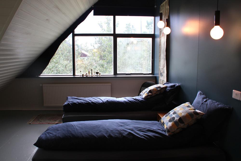 Solbakki Guest House Flateyri Екстериор снимка